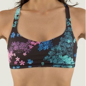 Lululemon Free To Be Bra